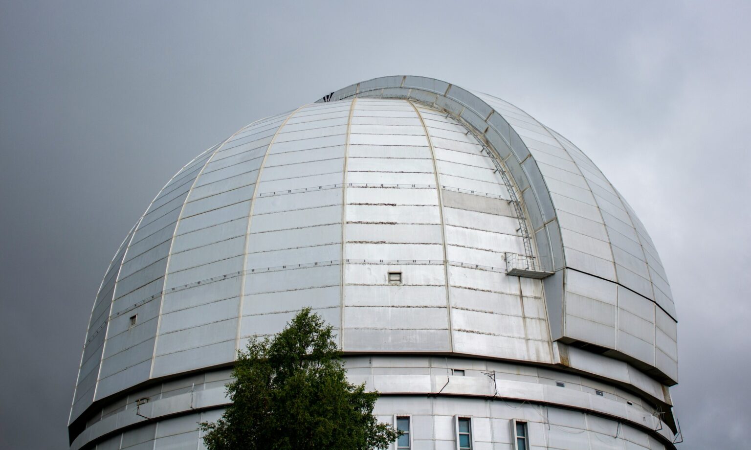In five years, this Australian astrophysics lab reached 50% women. Here’s how they did it