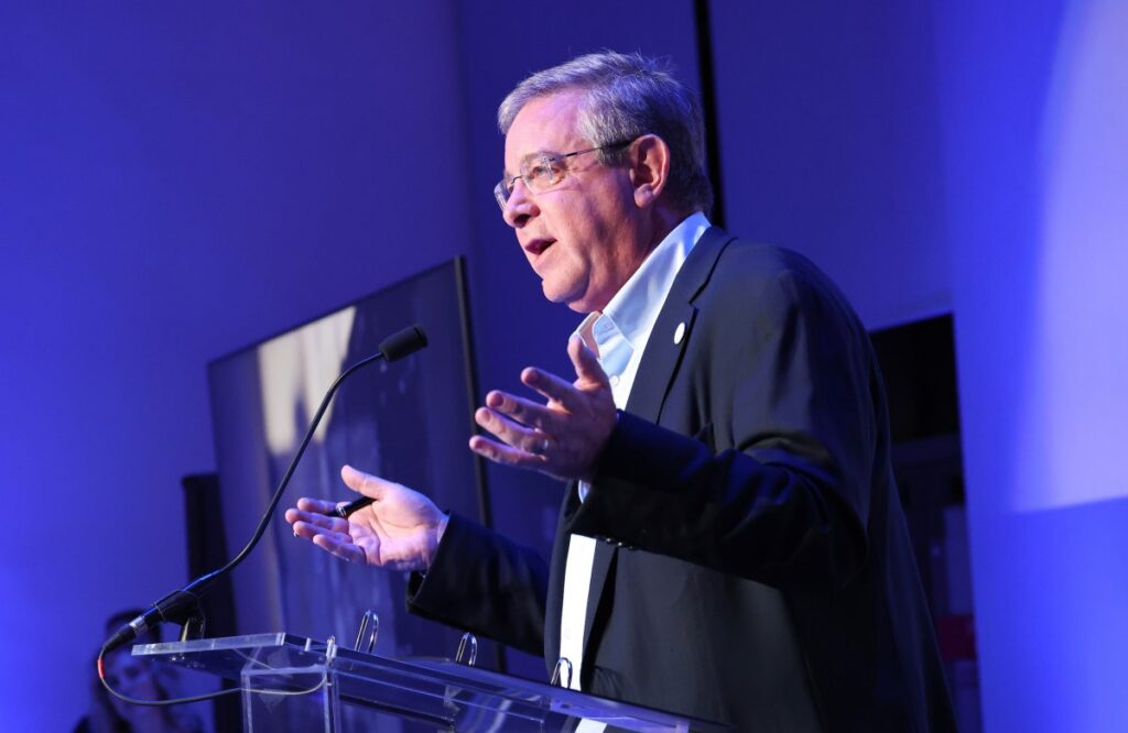 Terran Orbital receives key payment from Rivada Space, adjusts year-end cash balance