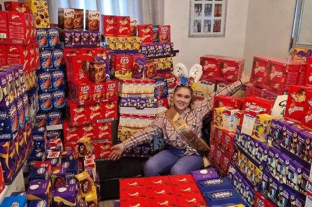 Belfast Giants help kind-hearted schoolgirl hoping to make 3,000 NI children smile this Easter