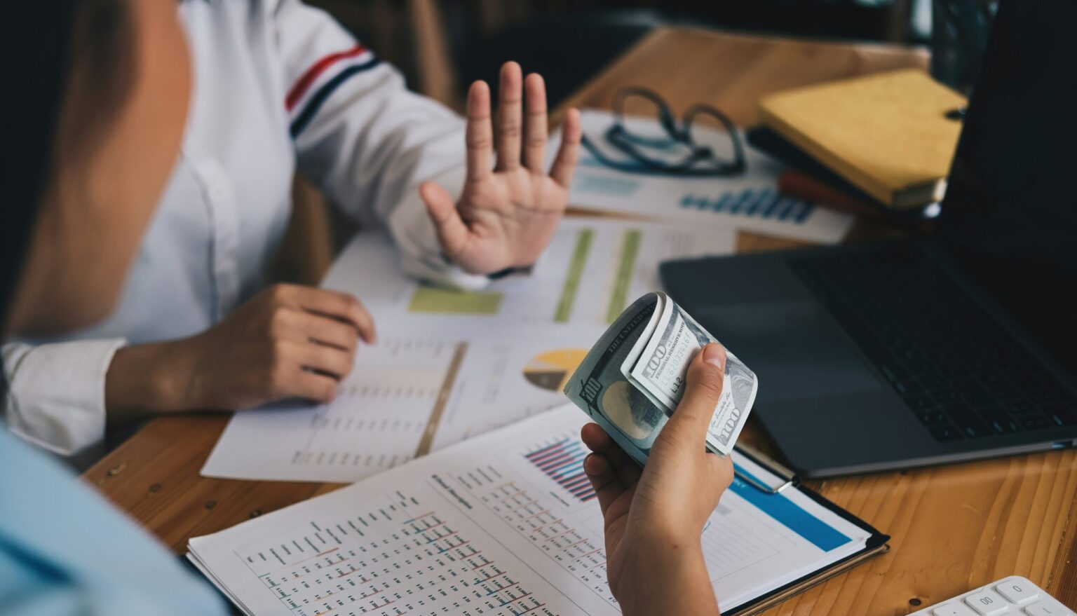 Meta Platforms Had 60% Of 2023 Scams, Says Revolut