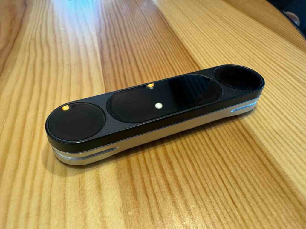 Ultraleap is bringing haptic touch to cars and VR headsets