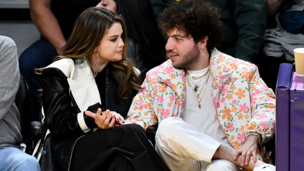 Selena Gomez and Benny Blanco Cuddle in New Photo – Hollywood Life