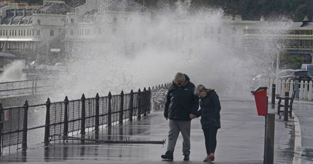 21 hour weather warning issued for Kent with downpours and strong gusts expected