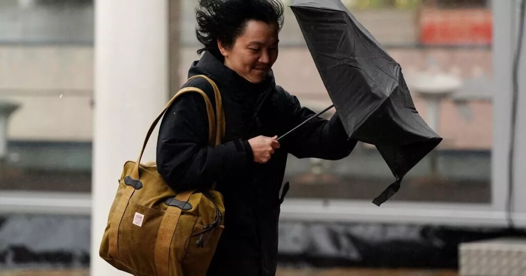 Flooding warning for Kent Christmas shoppers as Met Office expects heavy rain and strong winds