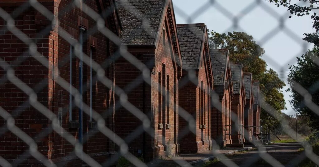 Date revealed for controversial closure of Kent barracks that has been housing asylum seekers