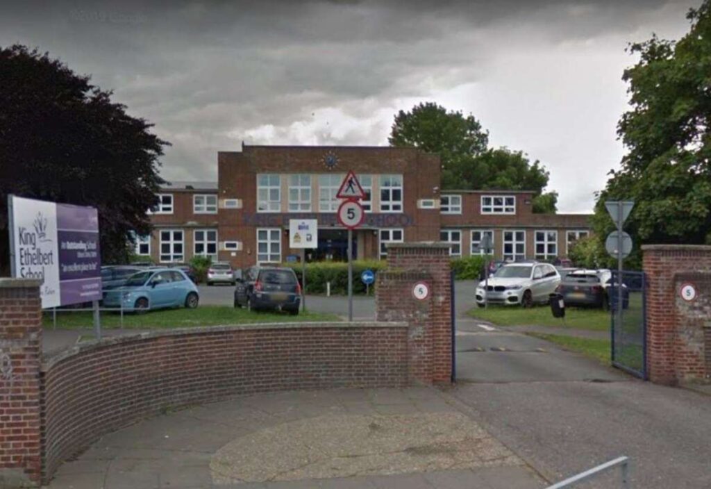School-run queues after crash outside St George’s Church of England Foundation School in Broadstairs