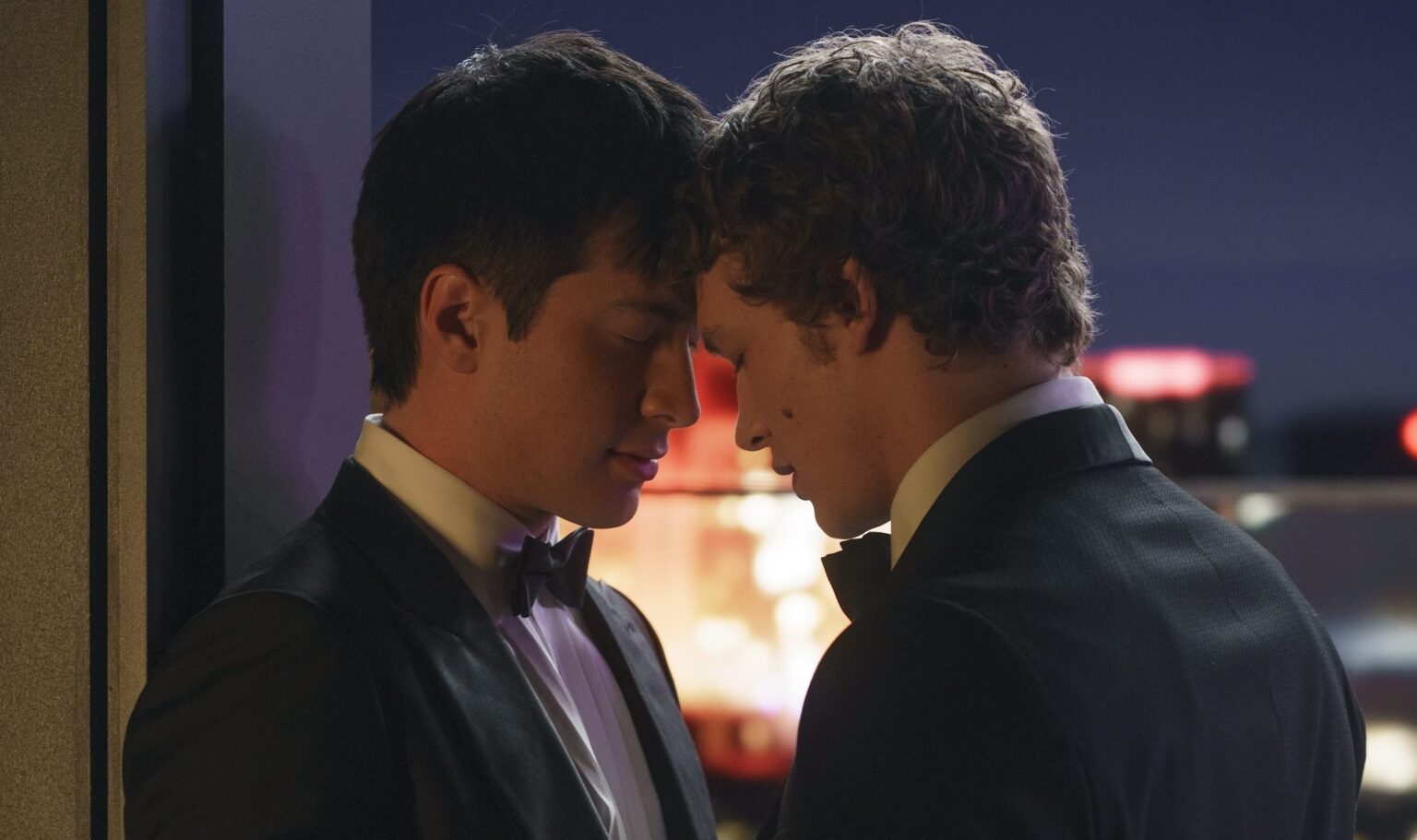 Do Shane & Ilya End Up Together or Break Up? – Hollywood Life