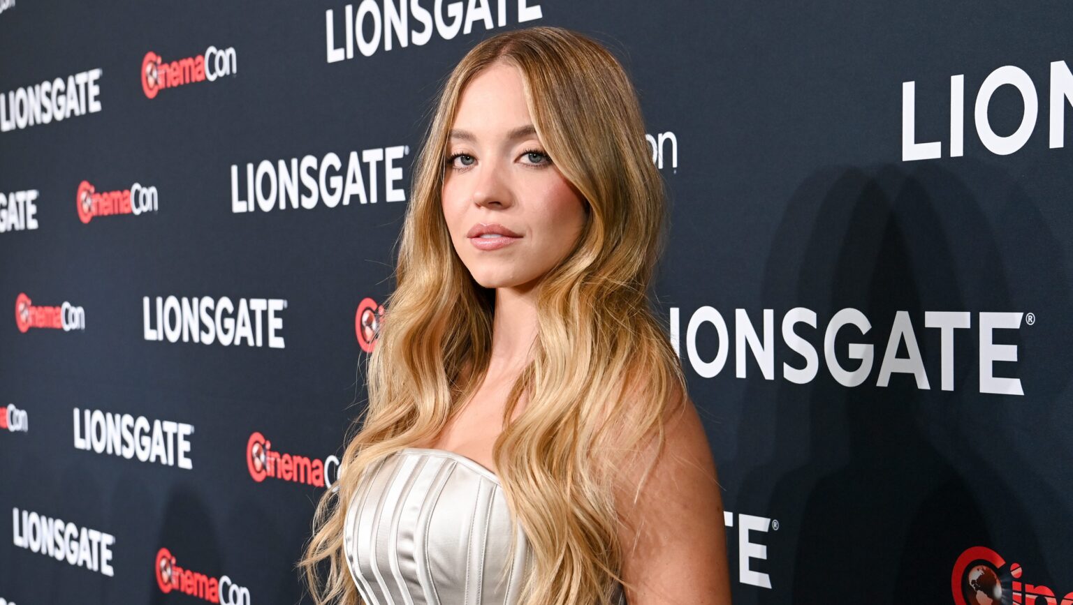 Is Sydney Sweeney a Trump Supporter? Her Political Views in 2025 – Hollywood Life