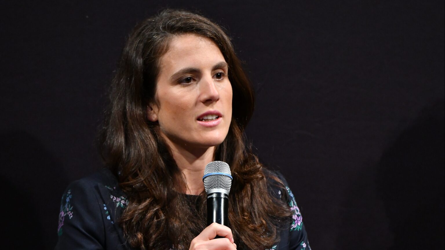 Who Was Tatiana Schlossberg? 5 Things on Caroline Kennedy’s Daughter – Hollywood Life