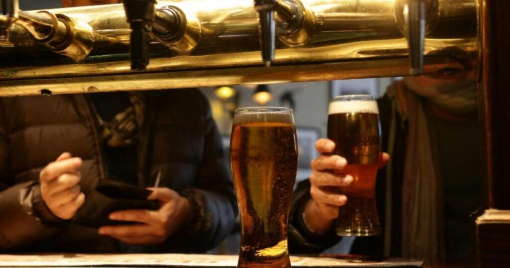 Kirkintilloch’s Peppermint Lounge given approval to update license