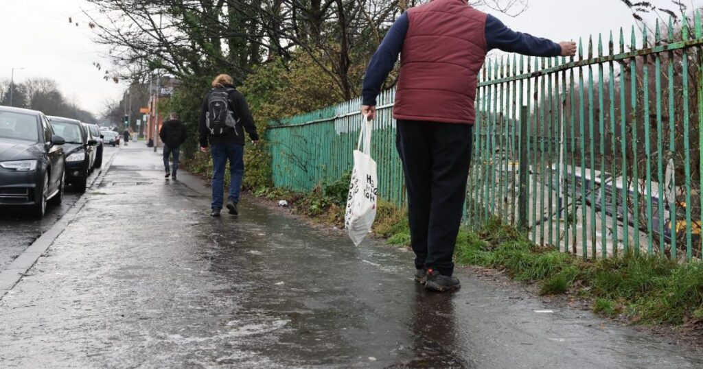 Glasgow temperature could drop to -8C next week