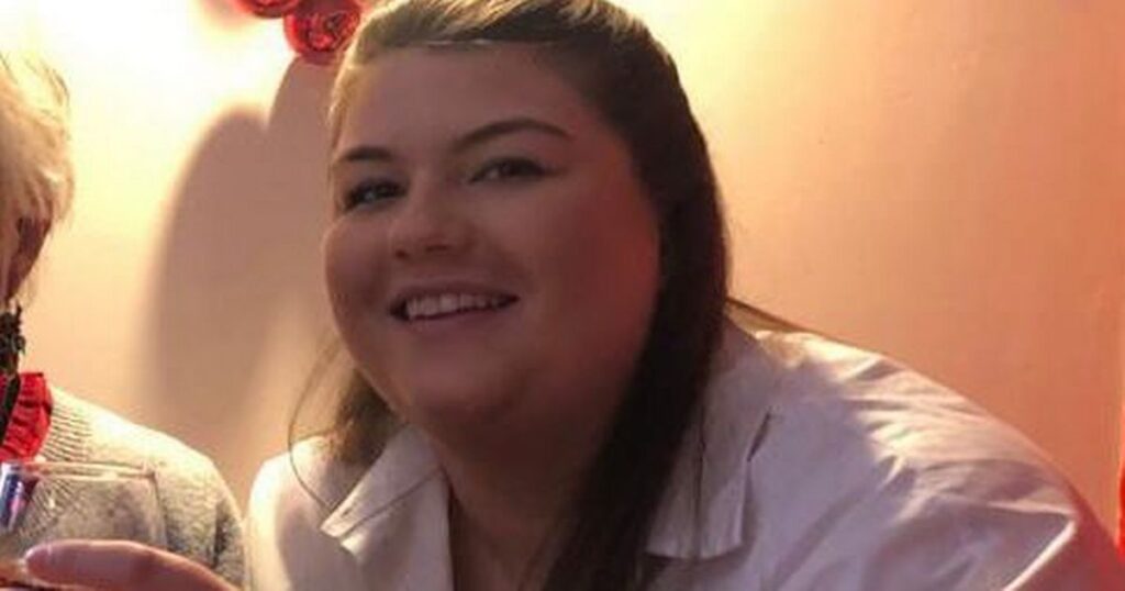 Woman who ate a takeaway a day and six at weekends loses nine stone