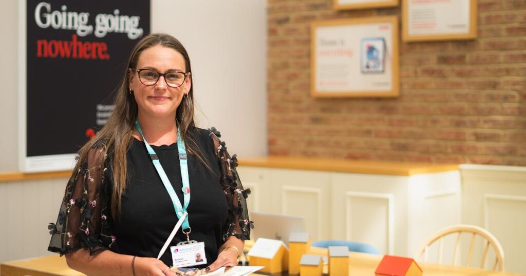 Dementia UK and Nationwide offer free dementia clinics in Glasgow