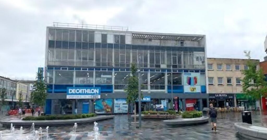 Plans to modernise former Queensway department store