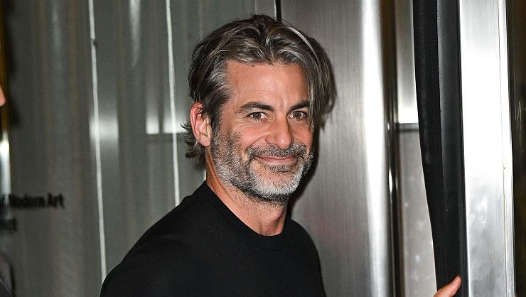 Jennifer Aniston’s Boyfriend’s Former Marriage – Hollywood Life