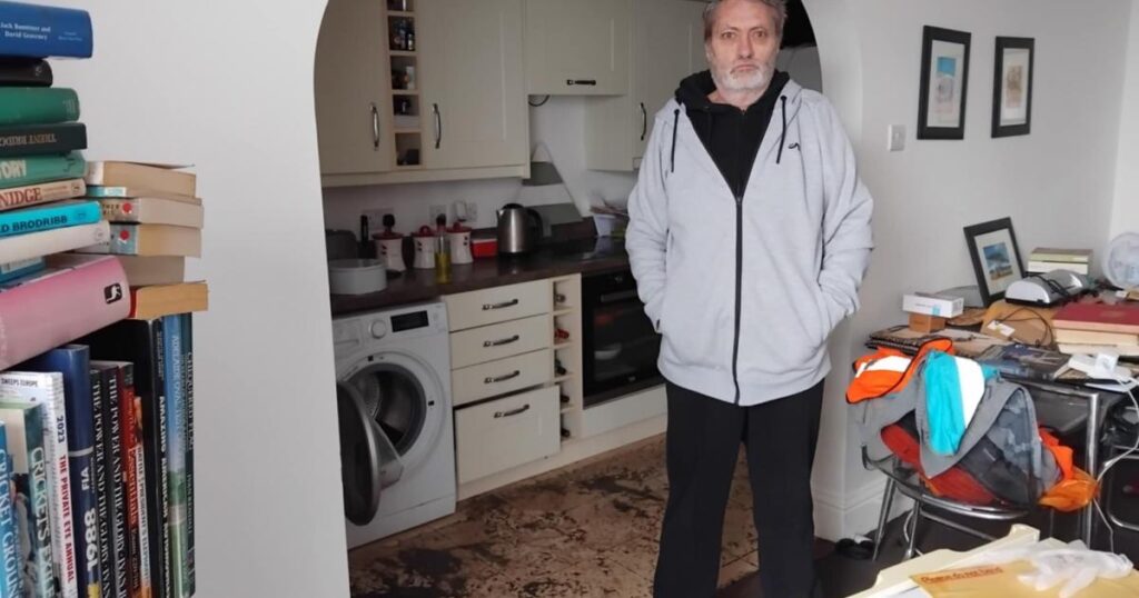 Littlehampton residents angry after flooding hits homes