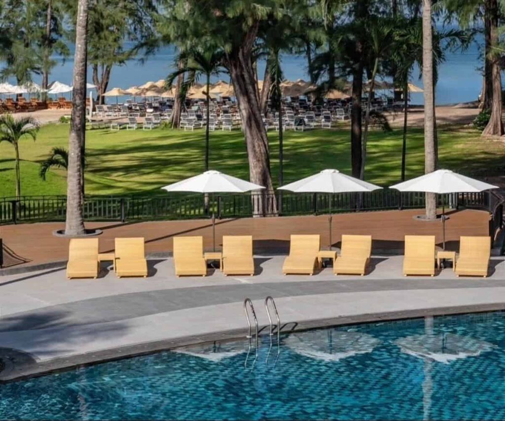 Review: Amora Beach Resort, Phuket, Thailand