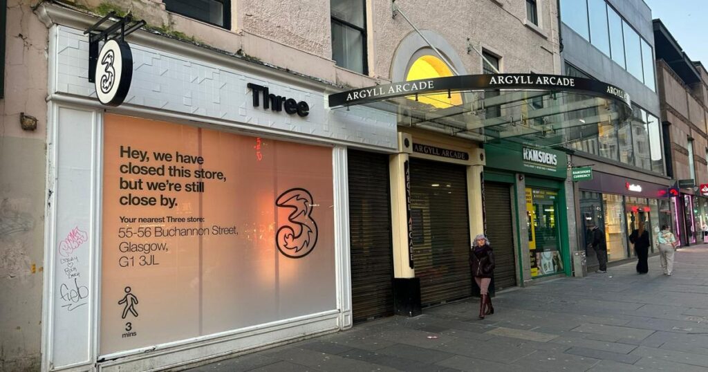 Major retailer announces shock closure of Glasgow store