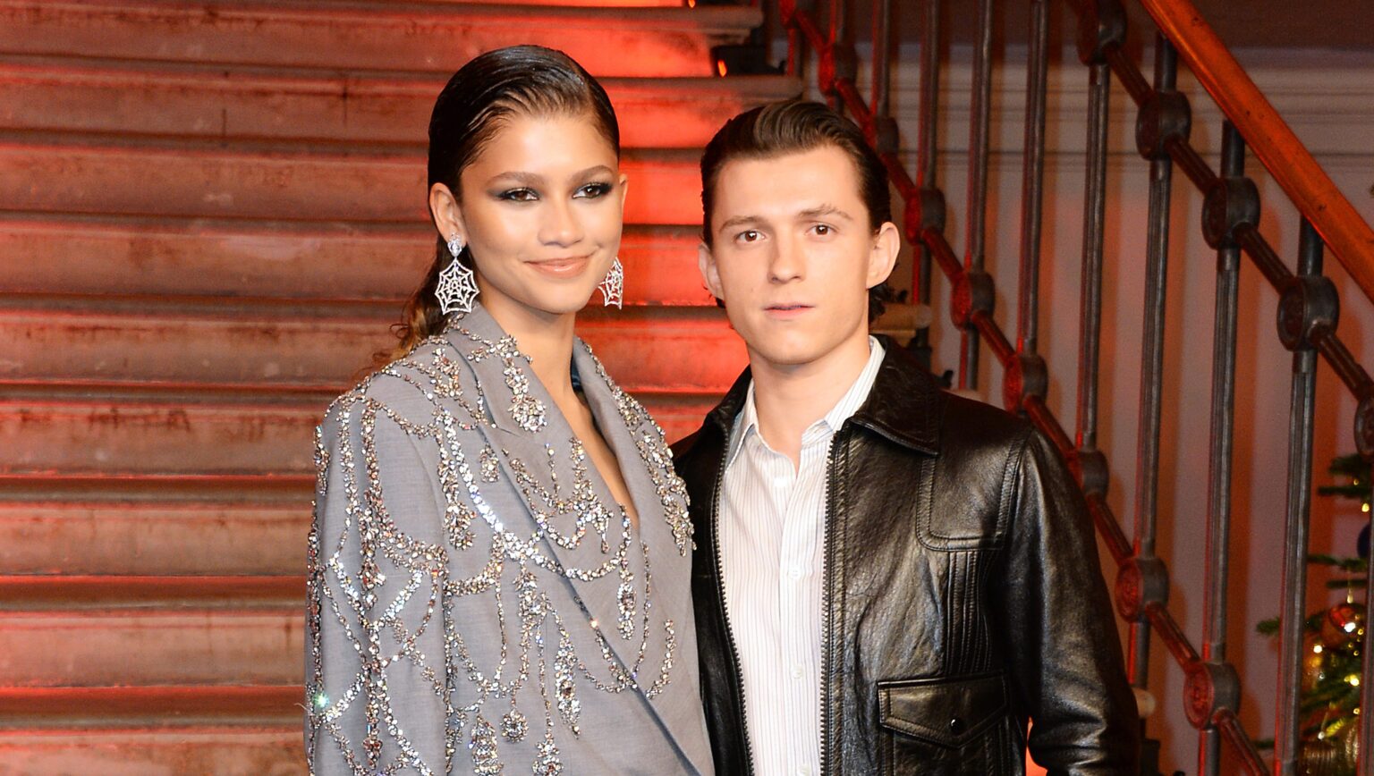 Are Zendaya & Tom Holland Married? Update on Their Relationship Status – Hollywood Life