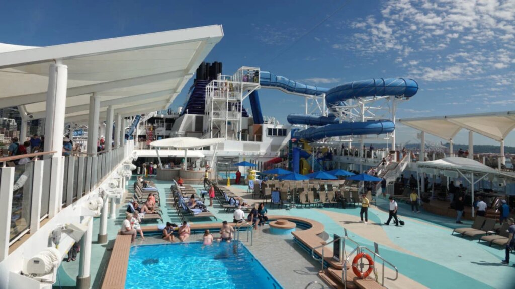 Norwegian Cruise Line Reminds Spring Break Guests of Key Rules