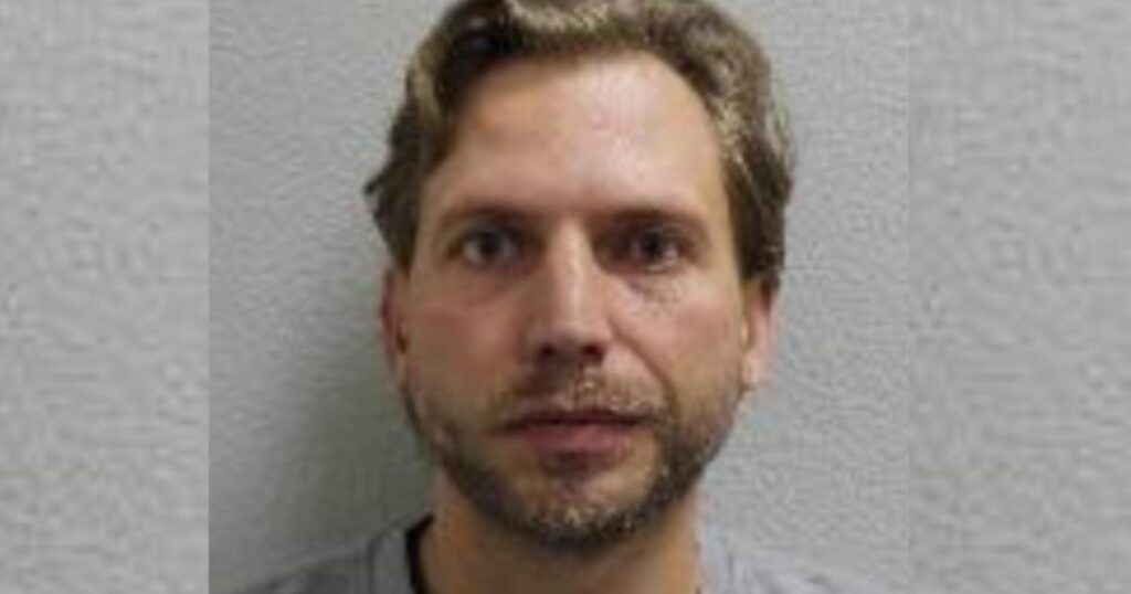 Bexley support worker who stole from vulnerable man jailed