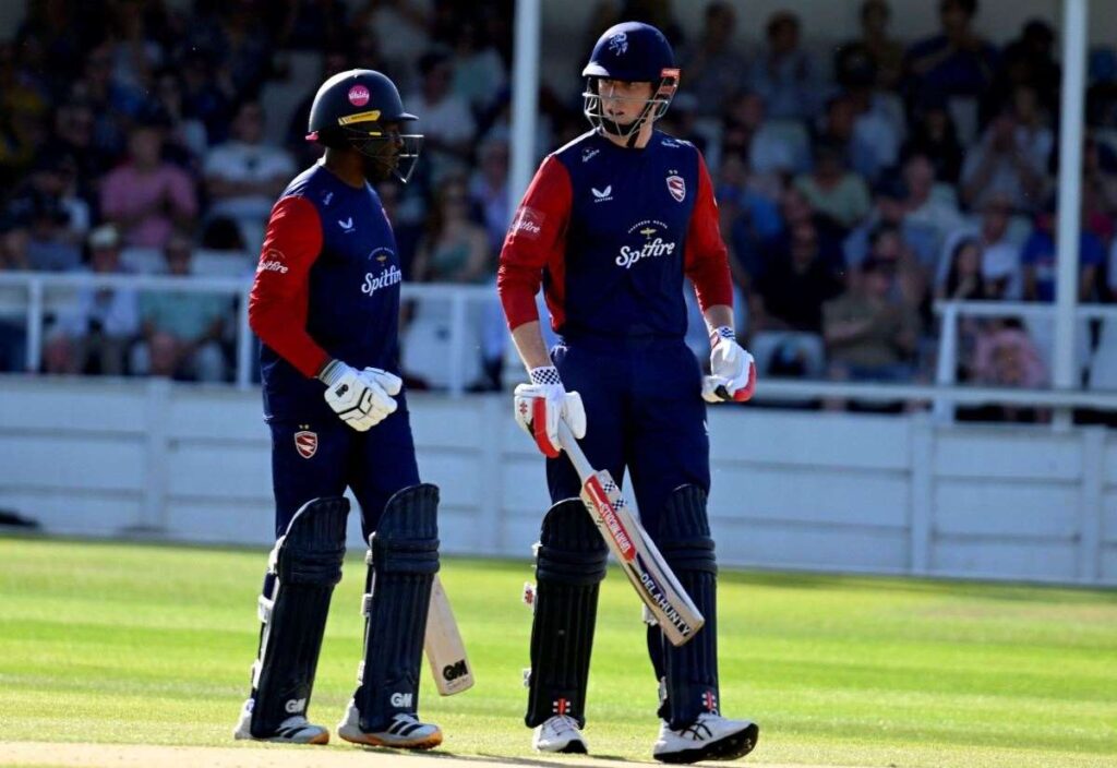 Zak Crawley scores first half-century of the summer, finishing 75 not out, as Kent Spitfires (199-3) conclude Vitality T20 Blast double-header with win against Sussex Sharks (197-6) by seven wickets in Canterbury