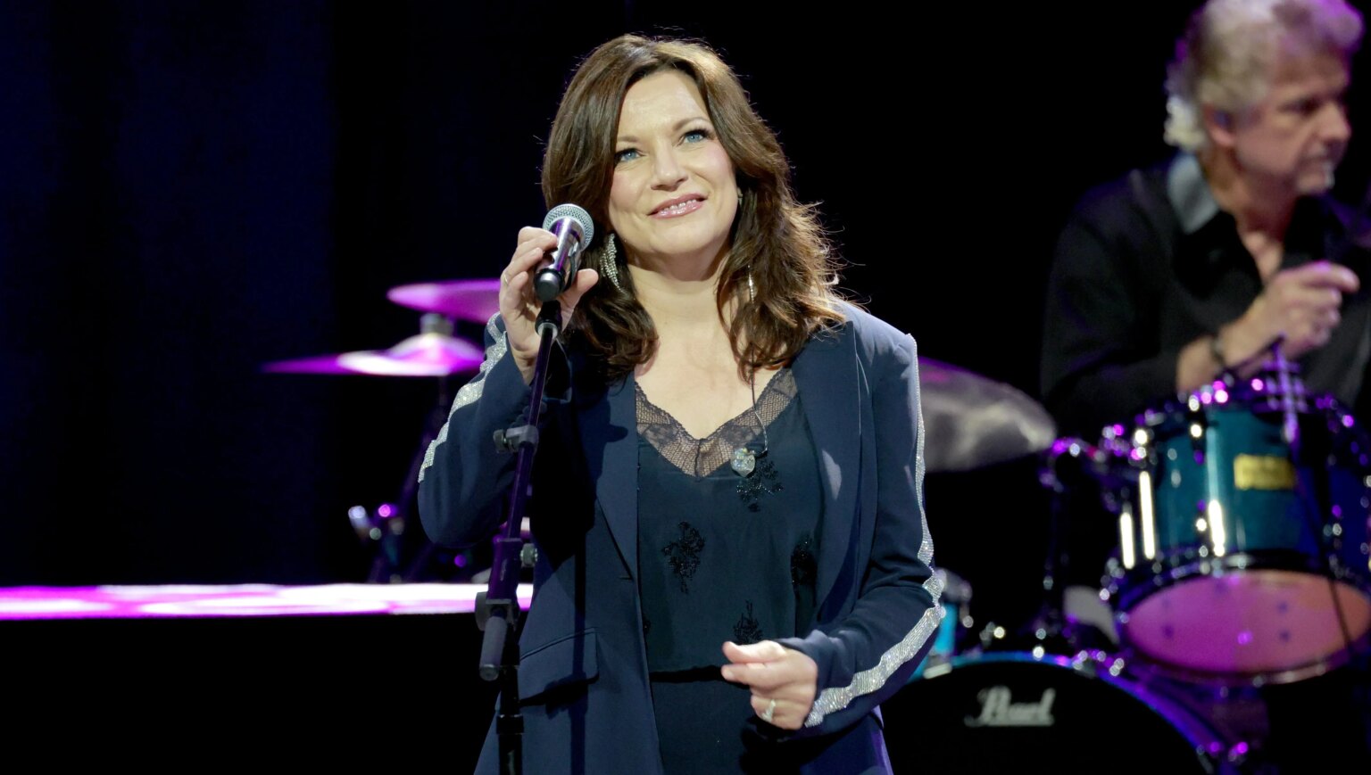 Bret Michaels, Martina McBride – Hollywood Life