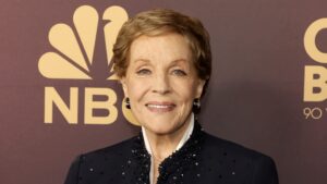 Does Julie Andrews Have Parkinson’s? The Actress’ Health Now – Hollywood Life