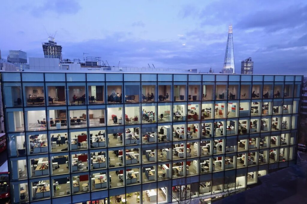 US law firms jostle for highest-stakes London disputes