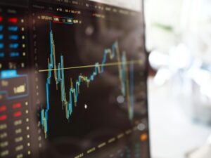 The AI Power Paradox: Commodity Demand Meets Digital Efficiency