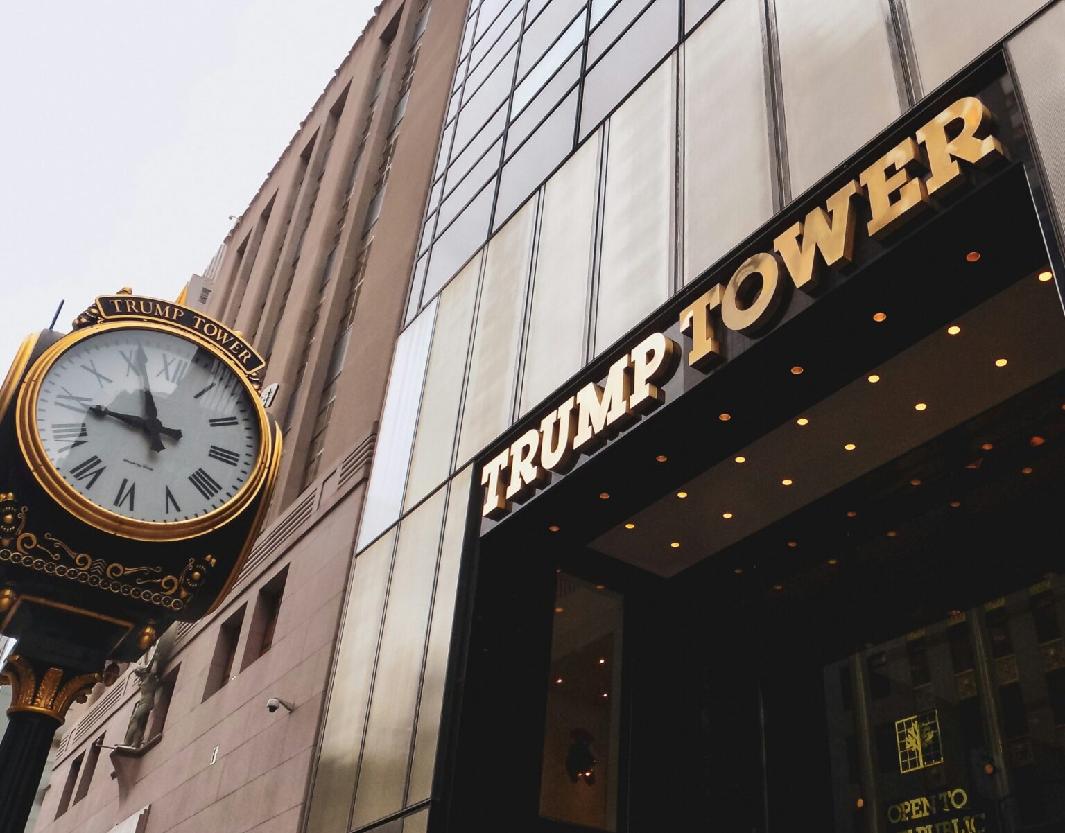 The Trump Phone Story Keeps Getting More Bizarre – Here’s Why