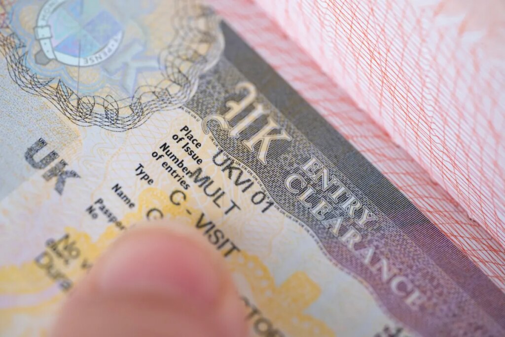 UK Visa Portal spilled thousands of applicants’ passports and selfies online — and hasn’t fixed the leak