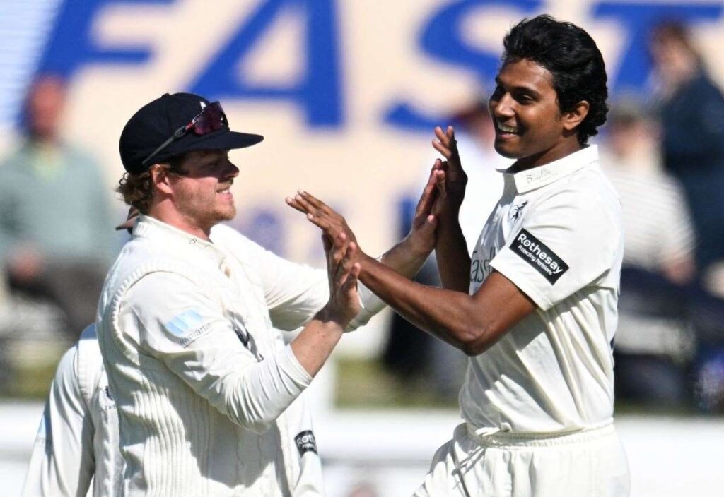 Hasan Mahmud takes 6-69 as Kent (178 and 332) beat Lancashire (87 and 283) by 140 runs at Blackpool