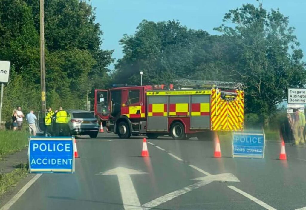 A20 Hythe Road in Smeeth, near Ashford closed after two-car crash
