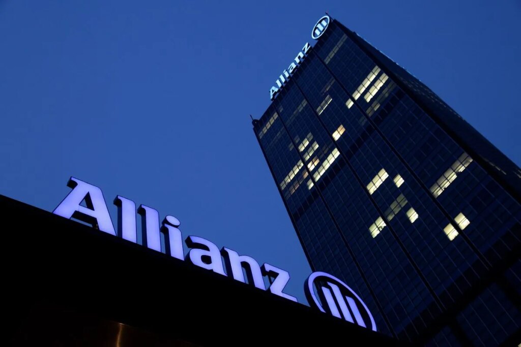 Allianz chief executive warns of AI ‘socialism’ as investors lean on chatbots