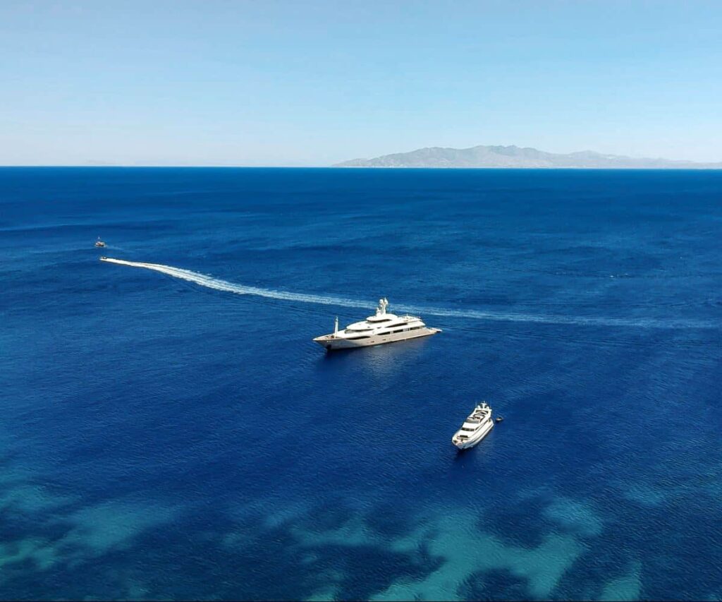 Chartering a yacht in Greece: What nobody tells you before you sign