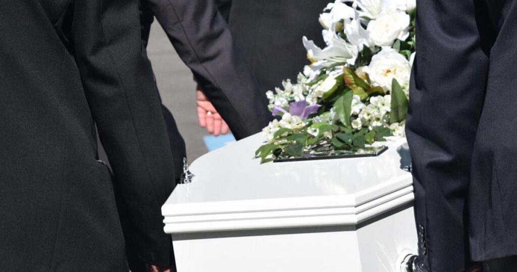 Glasgow families under pressure from funeral costs