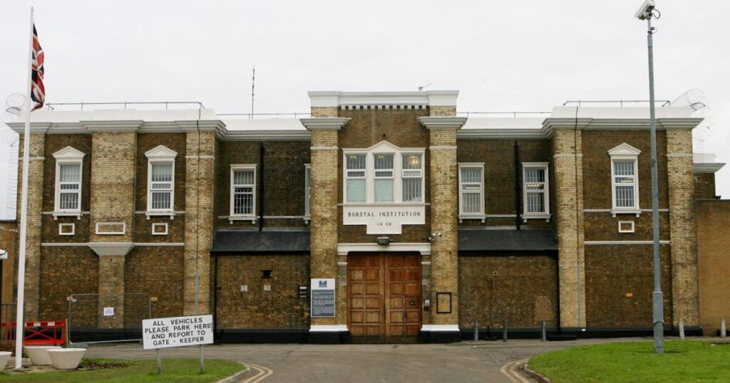 Prison officer had relationship with inmate from Brighton