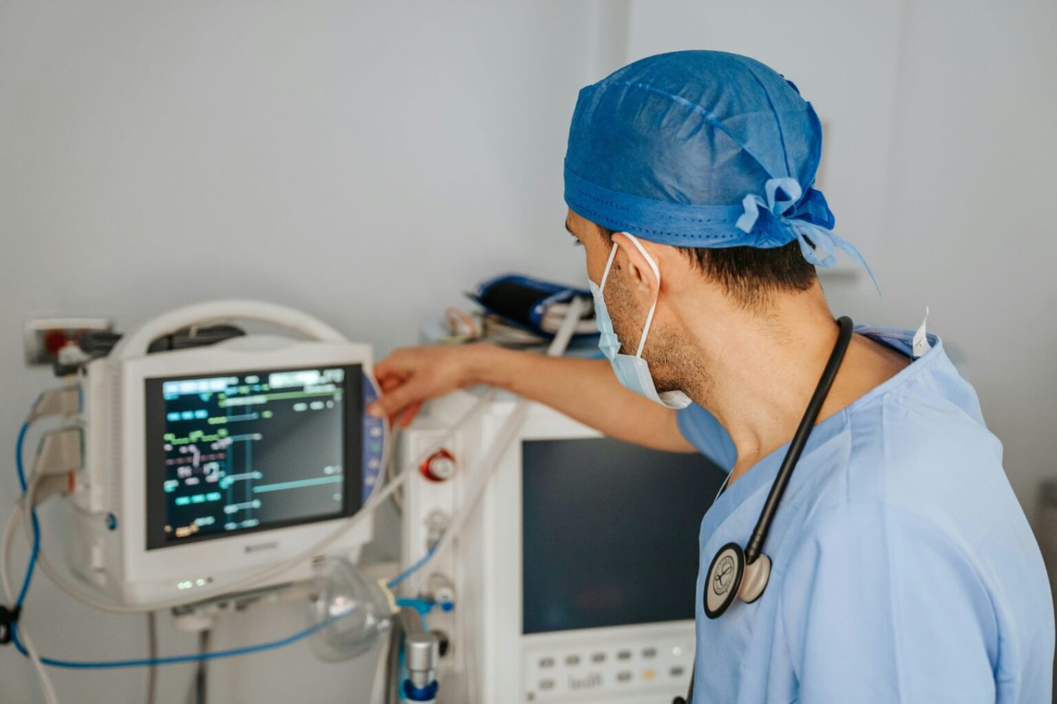 How Are UK HealthTech Companies Pushing For More Reliable Solutions In The Industry?